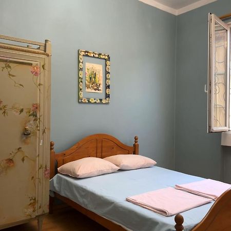 Guest House One Two Three Tiflis Exterior foto