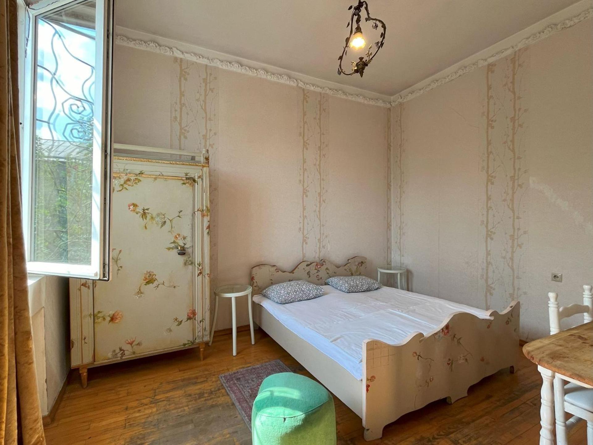 Guest House One Two Three Tiflis Exterior foto