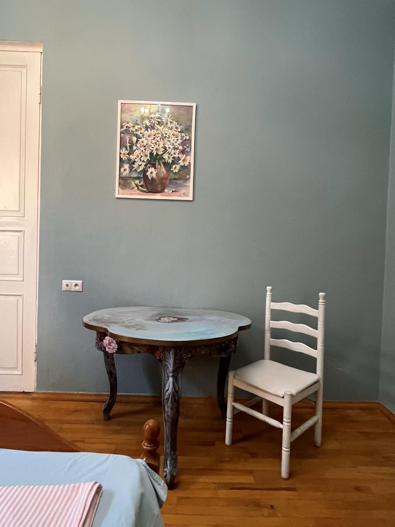 Guest House One Two Three Tiflis Exterior foto