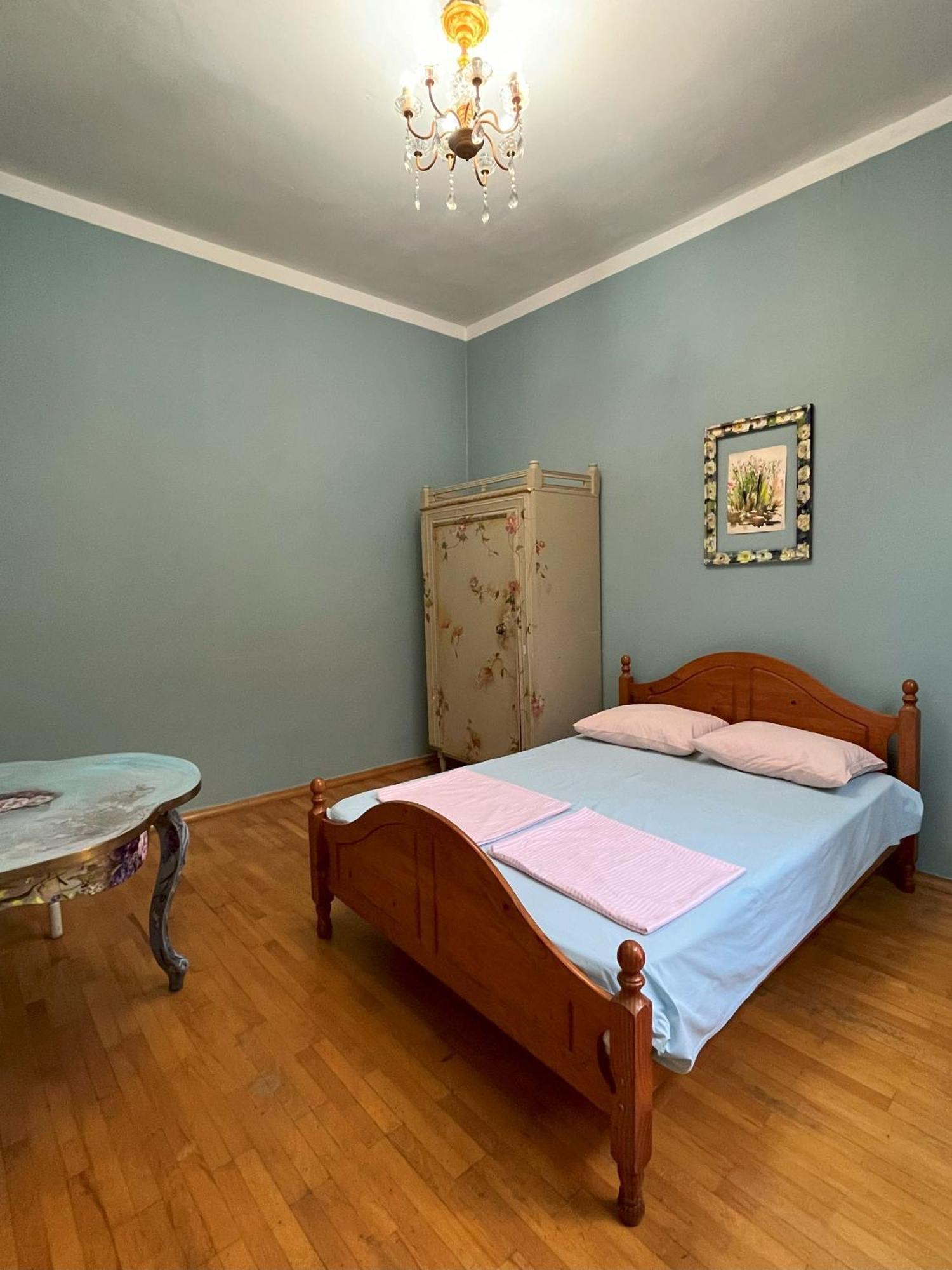 Guest House One Two Three Tiflis Exterior foto