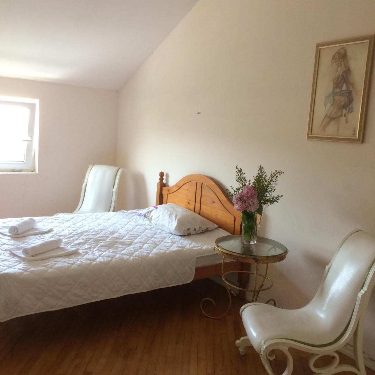 Guest House One Two Three Tiflis Exterior foto