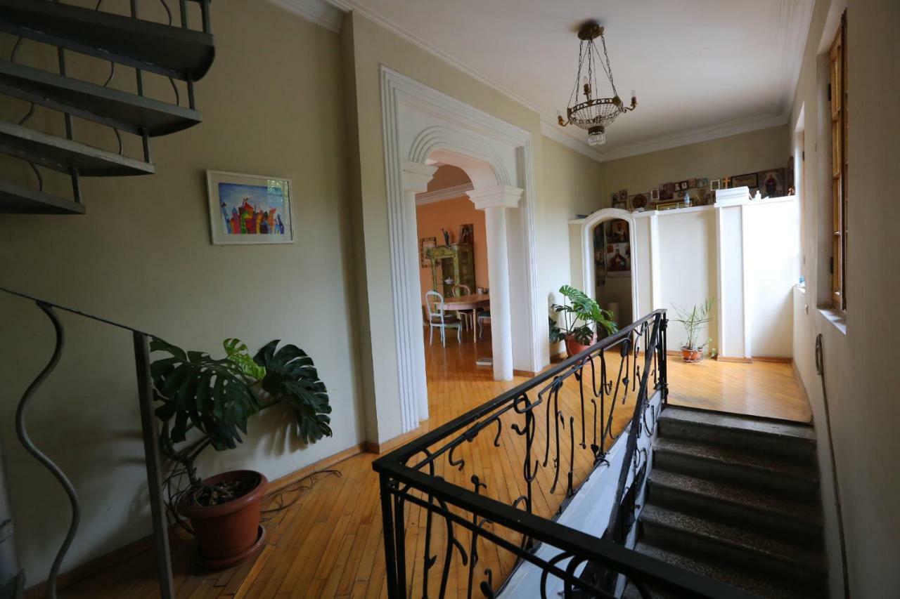 Guest House One Two Three Tiflis Exterior foto