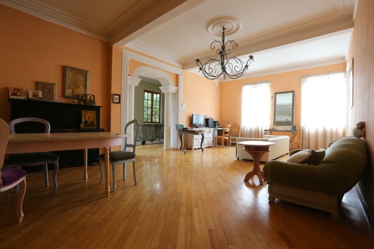Guest House One Two Three Tiflis Exterior foto